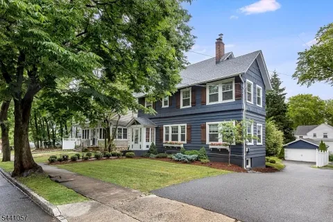 $799,000 | 19 Forest Avenue, Verona, NJ 07044