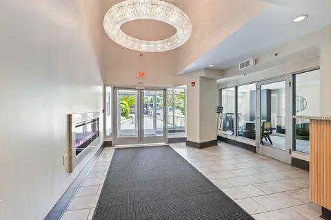 $525,000 | 555 Massachusetts Avenue Northwest, Unit 1419, Washington, DC 20001