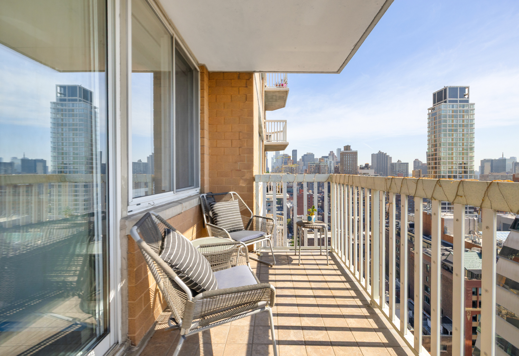 50 Lexington Avenue, Unit 25E Manhattan, NY 10010 - Photo 6 of 13 a view of balcony with couch