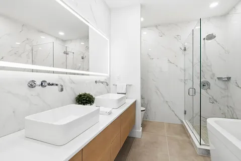 $1,895,000 | 360 Furman Street, Unit 305 | Brooklyn Heights