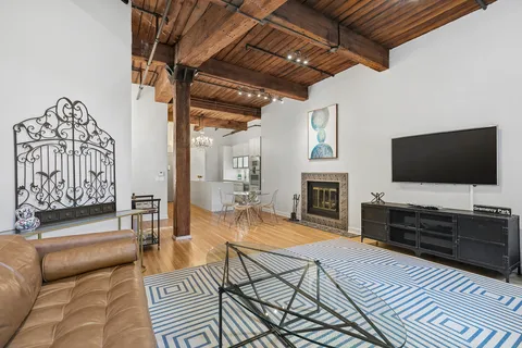$1,850,000 | 205 East 22nd Street, Unit 4C | Gramercy