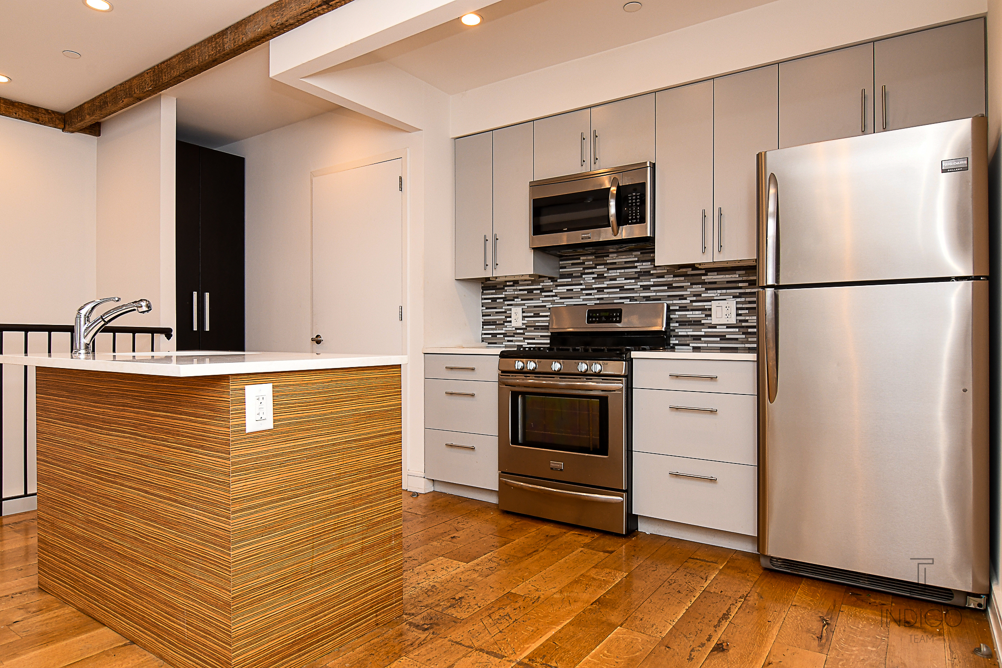 127 Kingsland Avenue, Unit 1F Brooklyn, NY 11222 - Photo 5 of 12