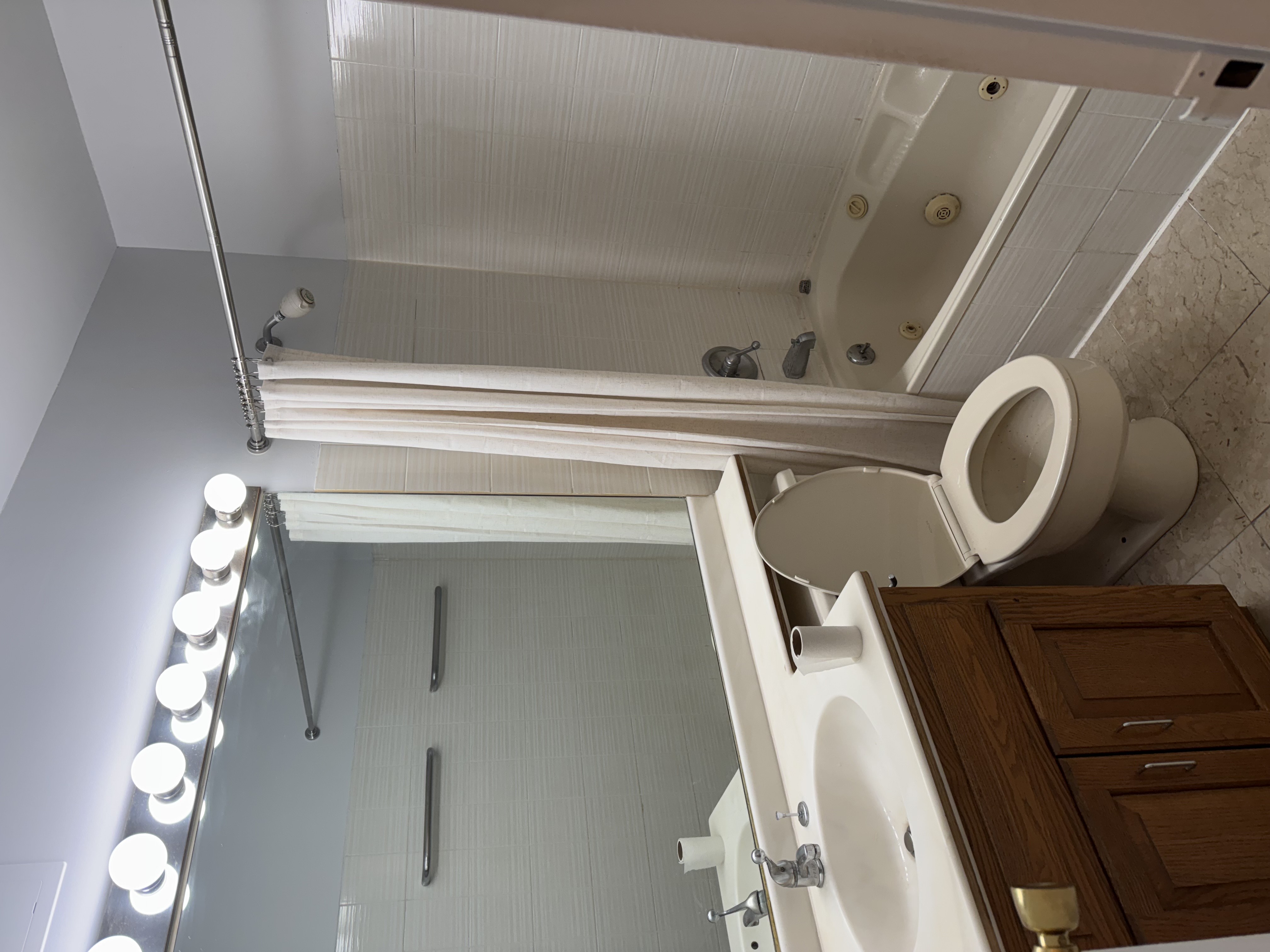 1991 Broadway, Unit 20C Manhattan, NY 10023 - Photo 5 of 6