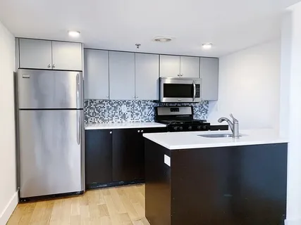 $5,134 | 94 Meserole Street, Unit 4B | Williamsburg