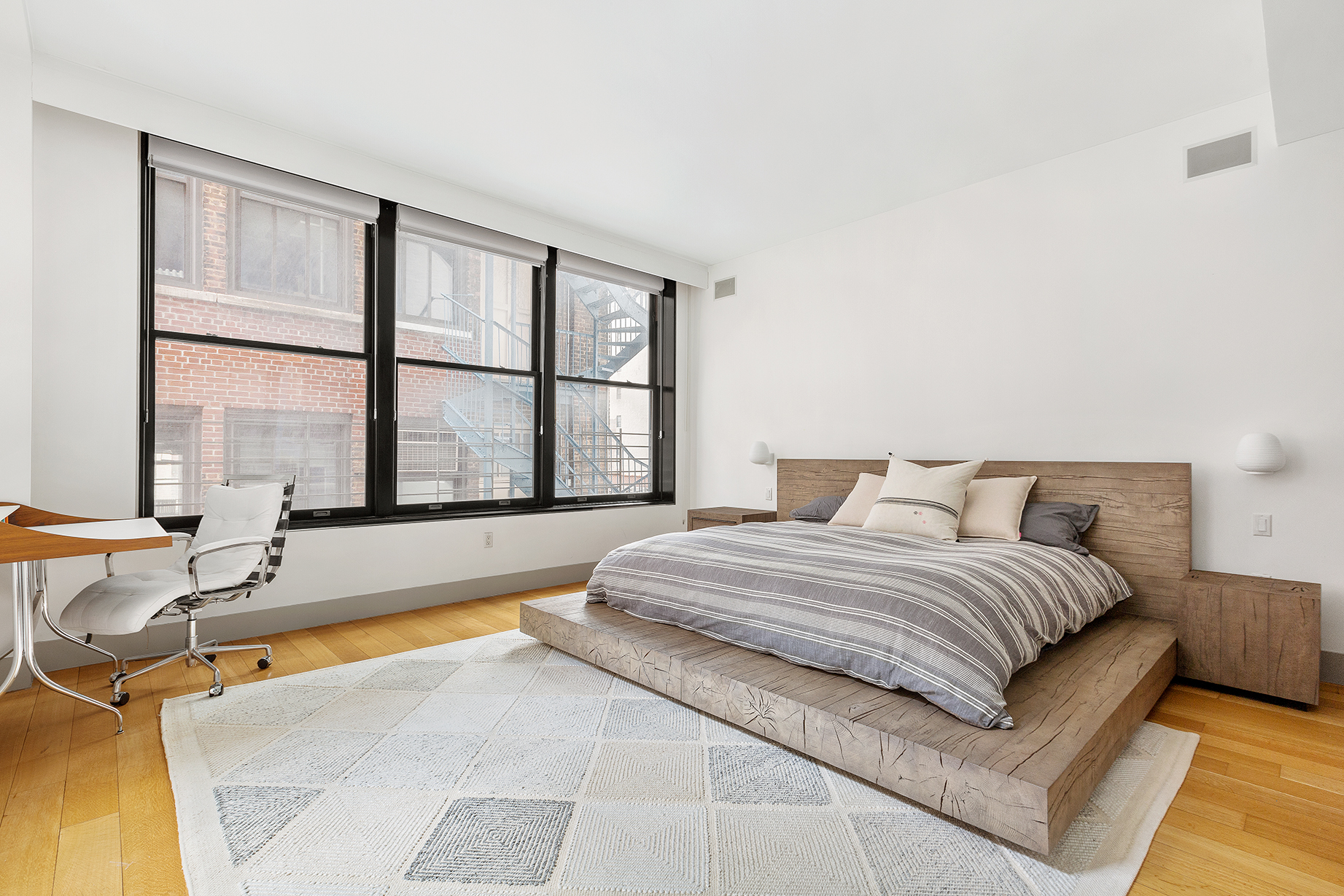 32 West 18th Street, Unit 7A Manhattan, NY 10011 - Photo 6 of 14