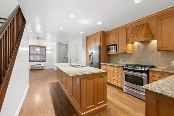 $2,450,000 | 165 West 126th Street | Central Harlem