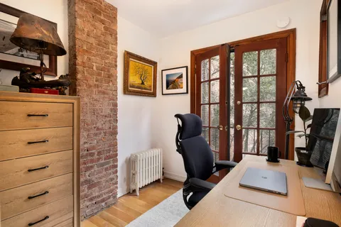 $12,000 | 61 Perry Street, Unit CARRIAGE | West Village