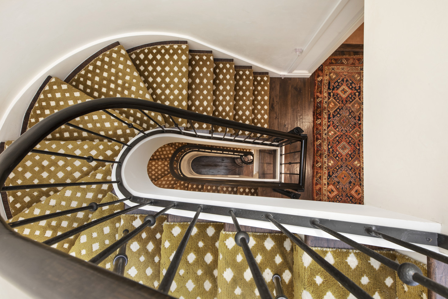 136 East 19th Street, Unit 4E Manhattan, NY 10003 - Photo 8 of 17