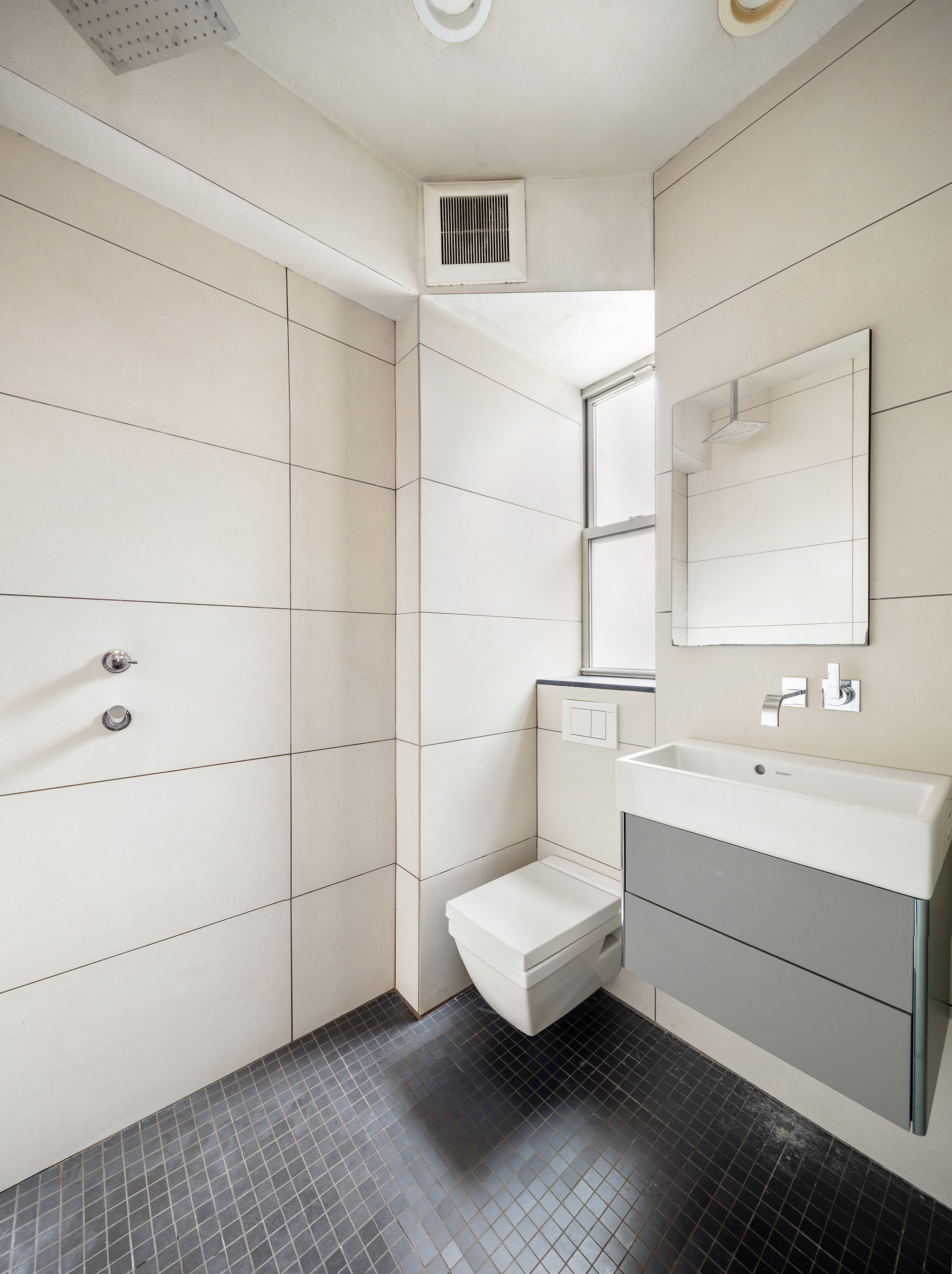 32 Jones Street, Unit 2A Manhattan, NY 10014 - Photo 5 of 7