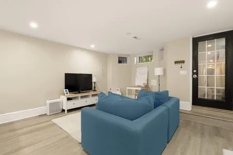 $1,350,000 | 502 12th Street Northeast, Washington, DC 20002