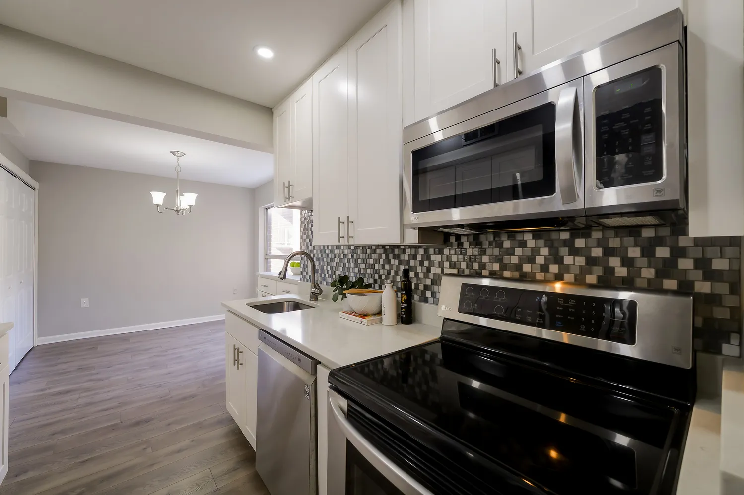 $240,000 | 7728 Hanover Parkway, Unit 203, Greenbelt, MD 20770