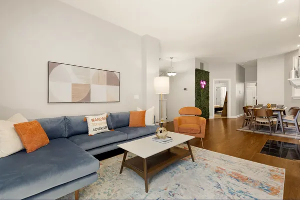 $5,000 | 1727 North Clybourn Avenue, Unit 1, Chicago, IL 60614