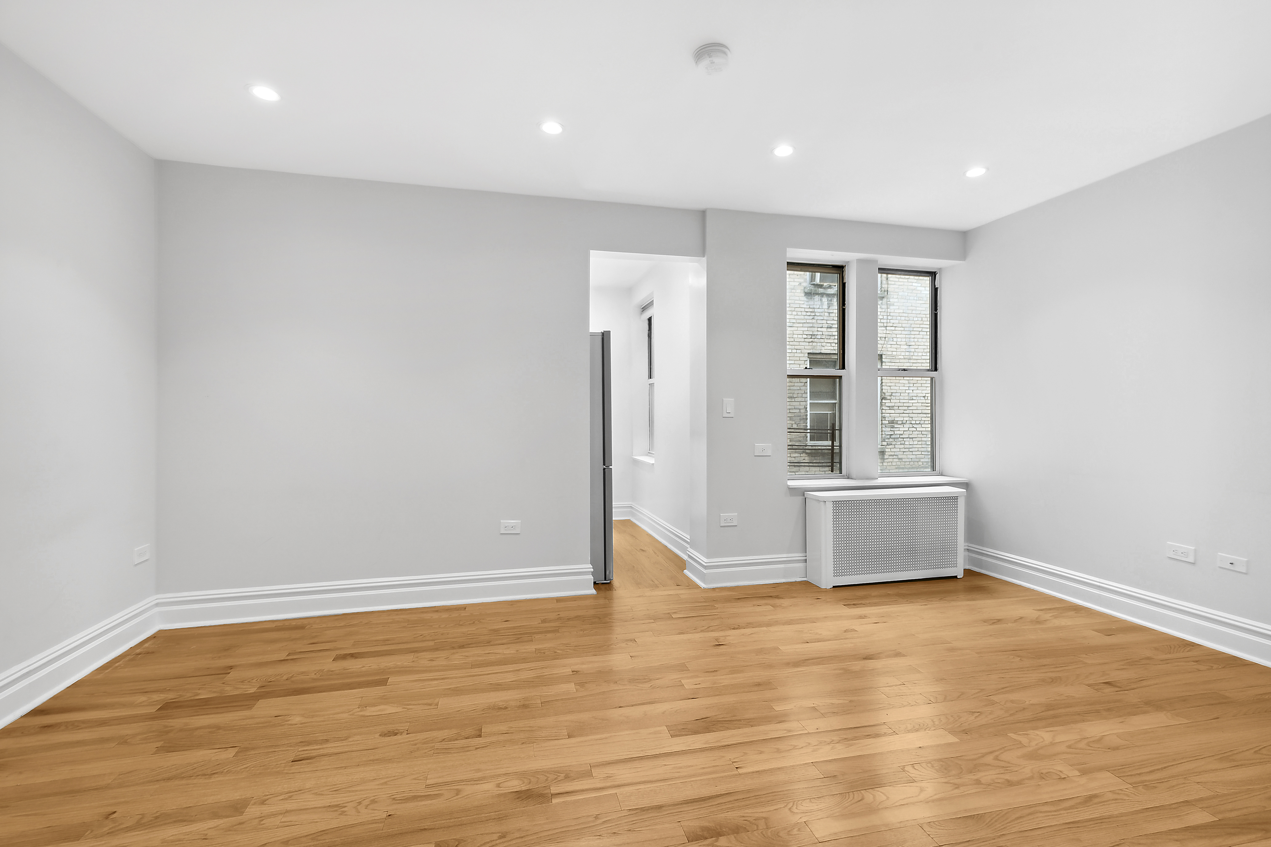 156-08 Riverside Drive West, Unit 4A Manhattan, NY 10032 - Photo 2 of 13