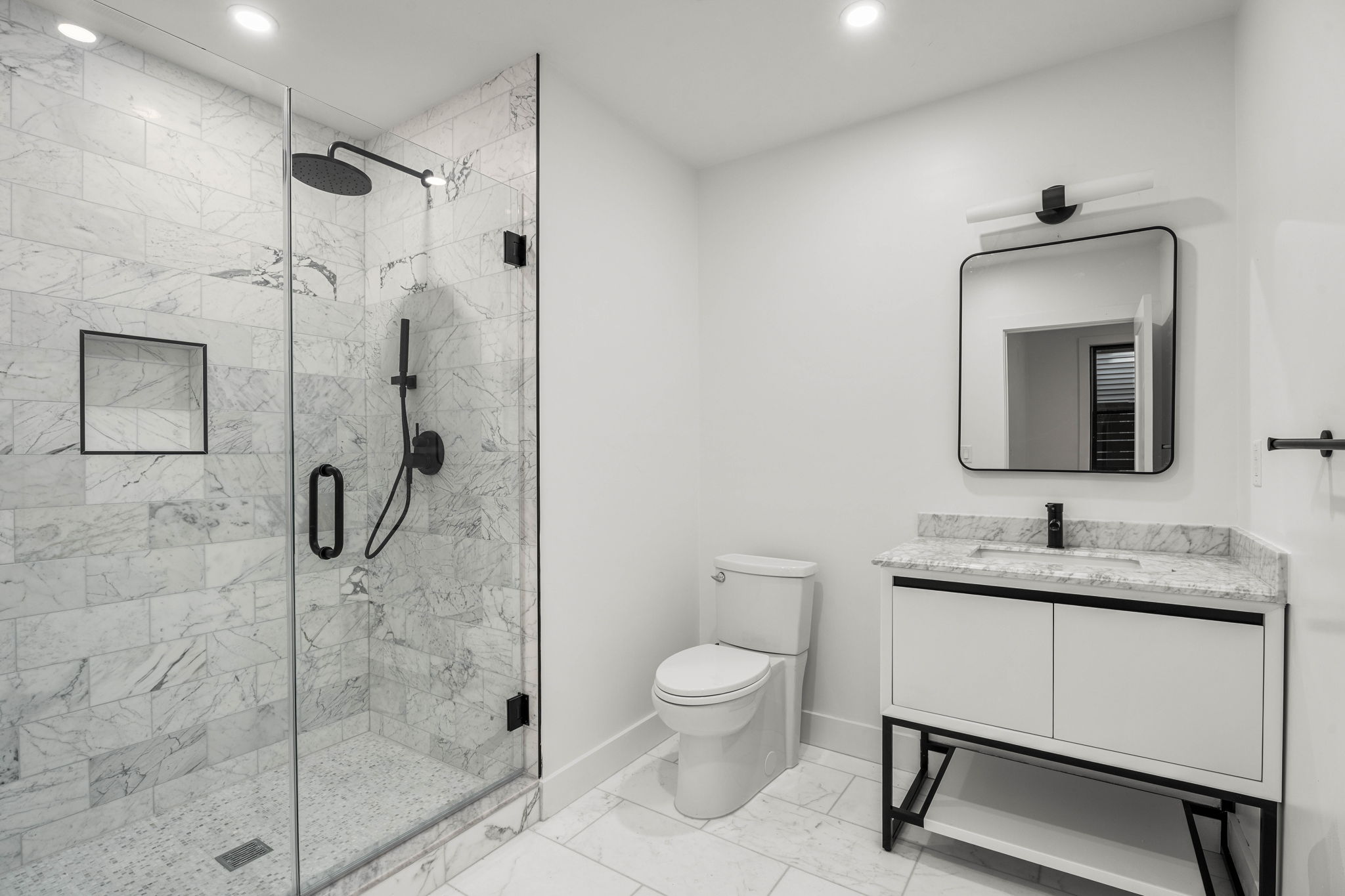 47 Condor Street, Unit 202 East Boston, MA 02128 - Photo 6 of 11 Gallery Image 6