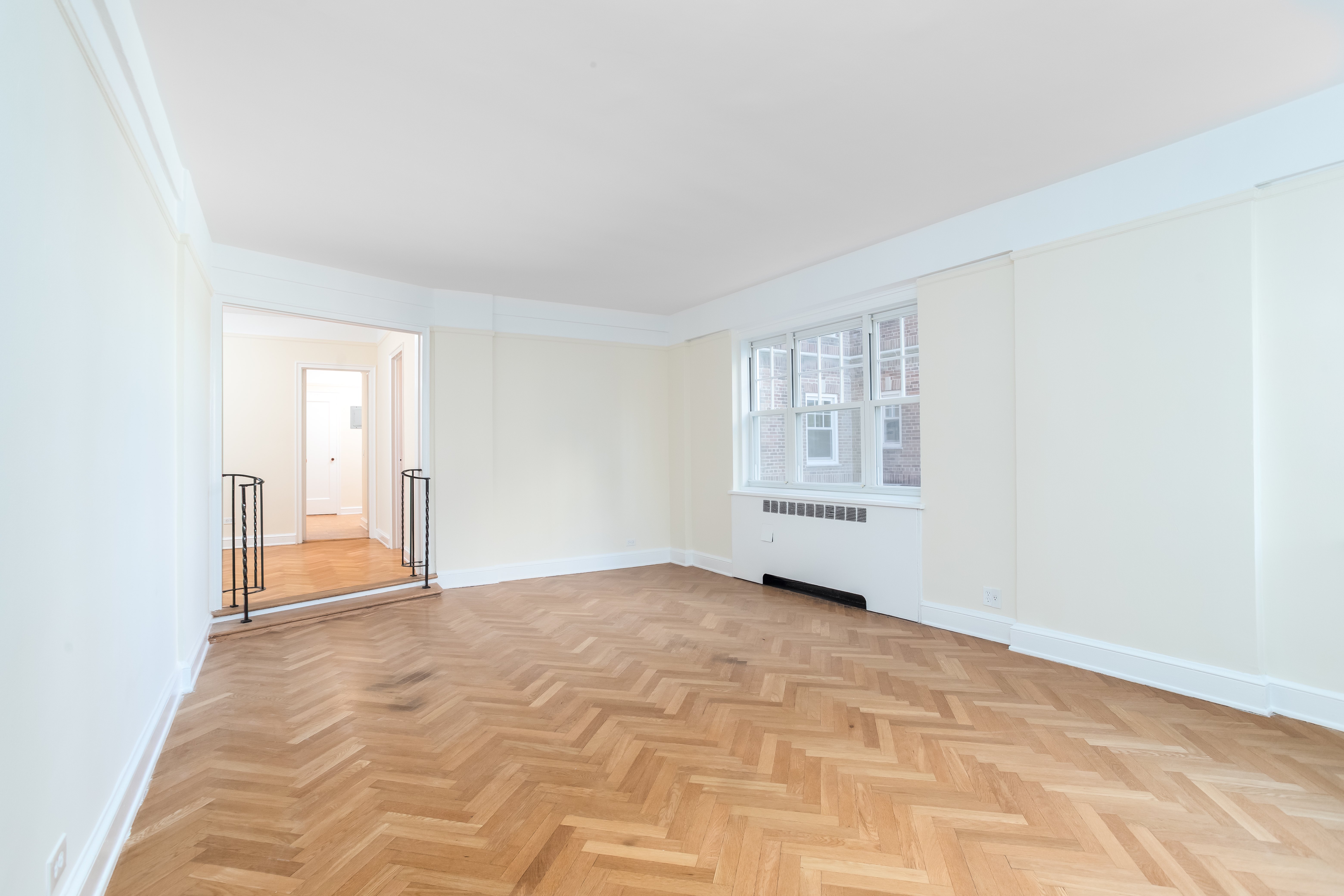 180 Cabrini Boulevard, Unit 37 Manhattan, NY 10033 - Photo 7 of 35 a view of an empty room with a window