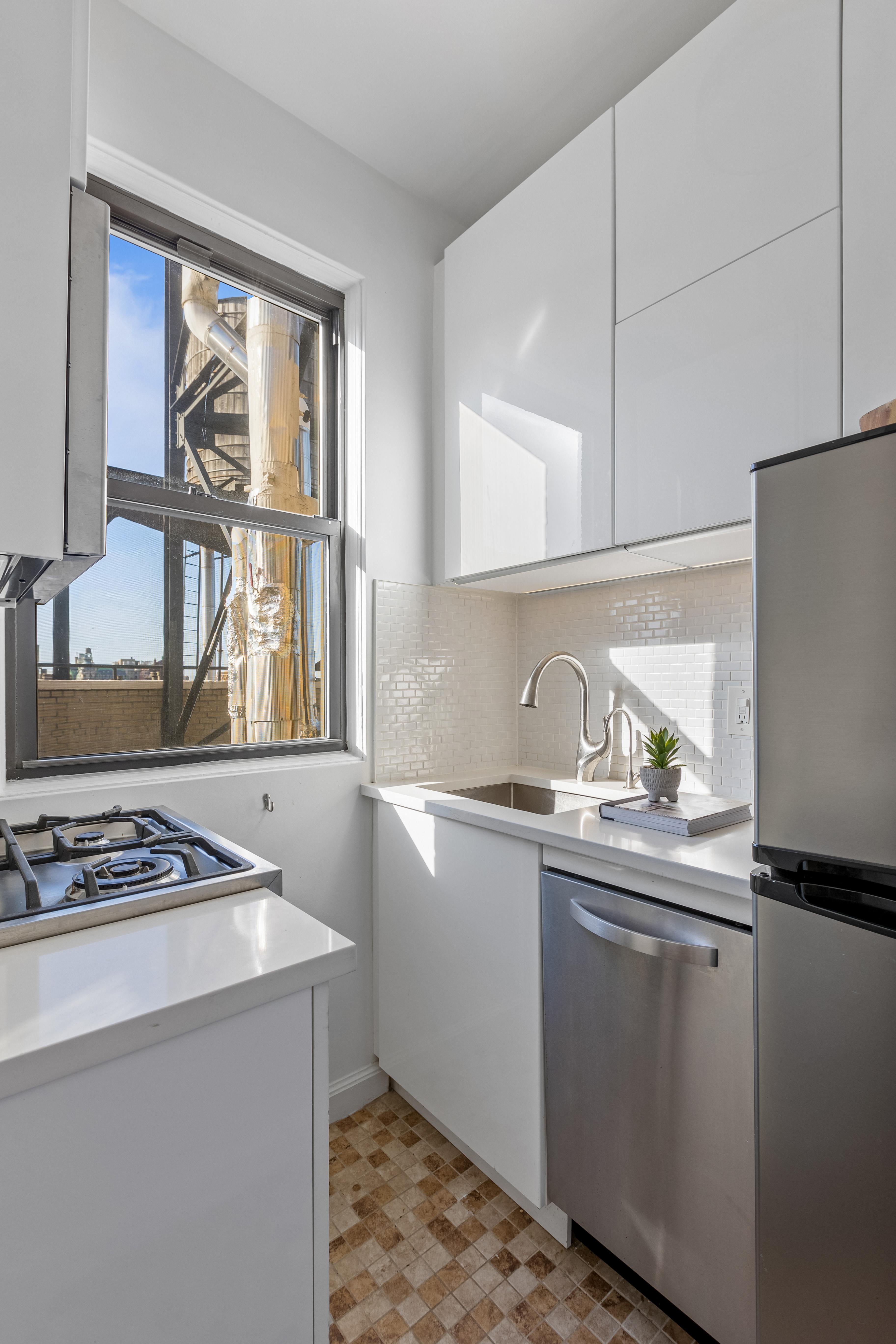 41 West 72nd Street, Unit PHD Manhattan, NY 10023 - Photo 6 of 20 Gallery Image 6