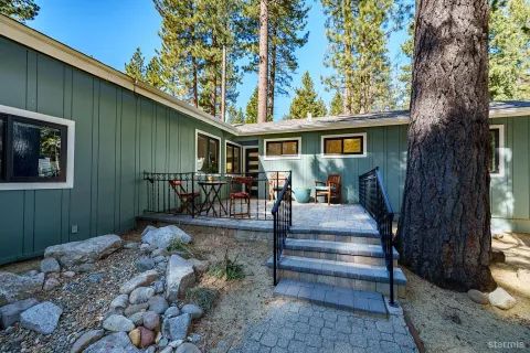 $819,000 | 2293 Arizona Avenue, South Lake Tahoe, CA 96150