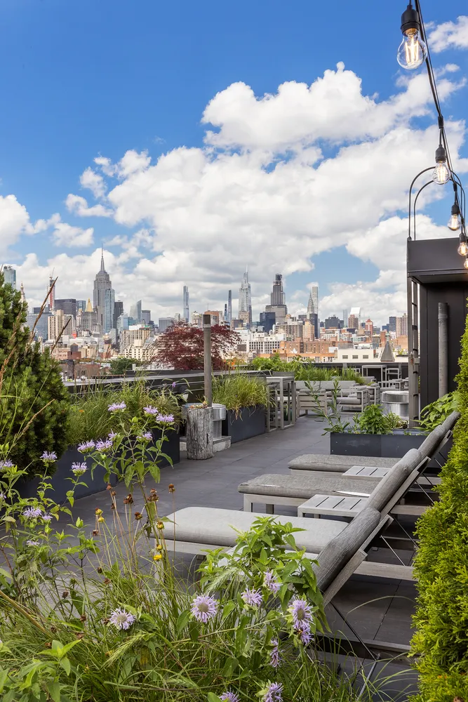 a picture of a wall with white walls