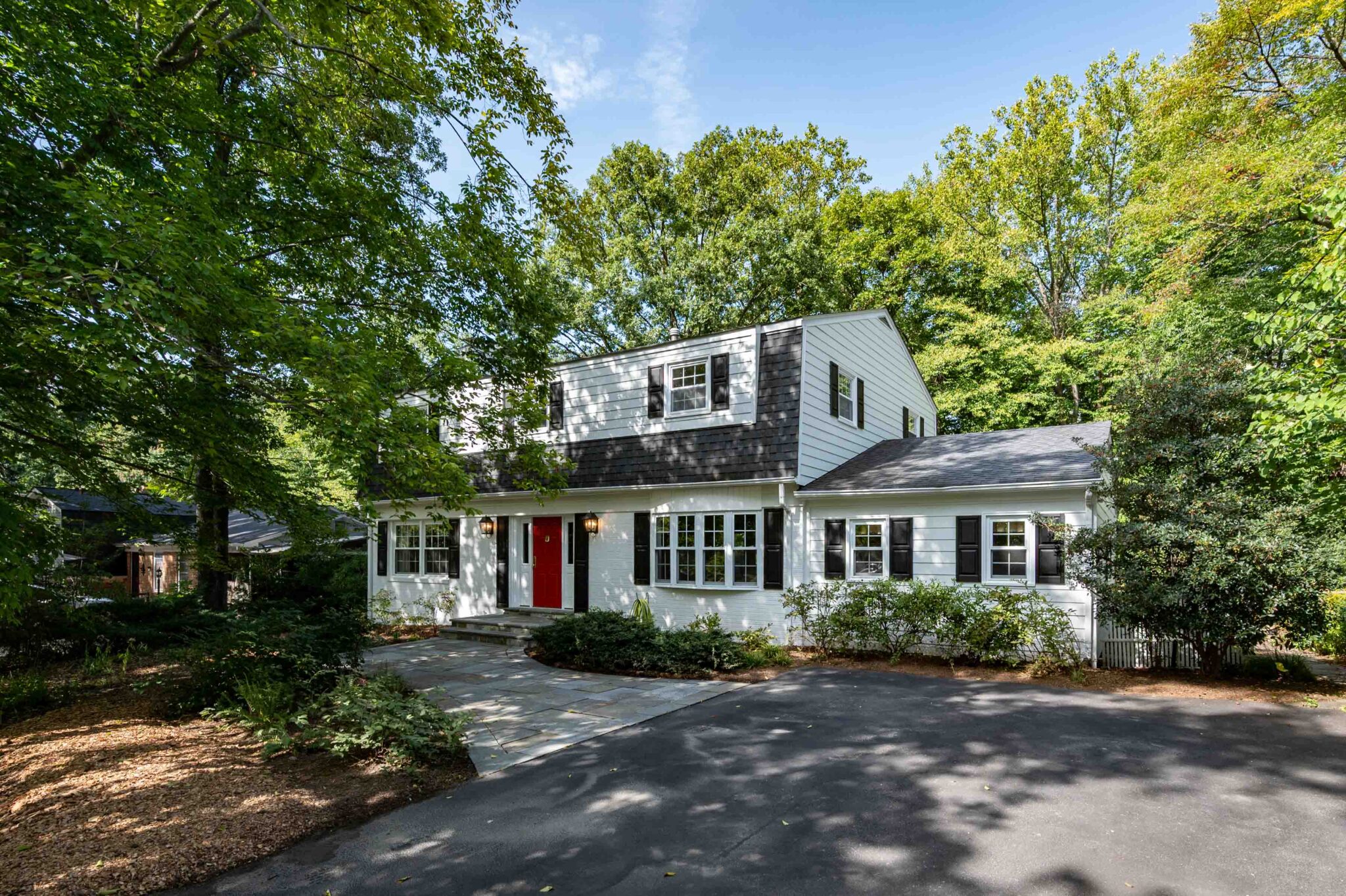 5124 Clinton Road Alexandria, VA 22312 - Photo 1 of 84 Gallery Image 1