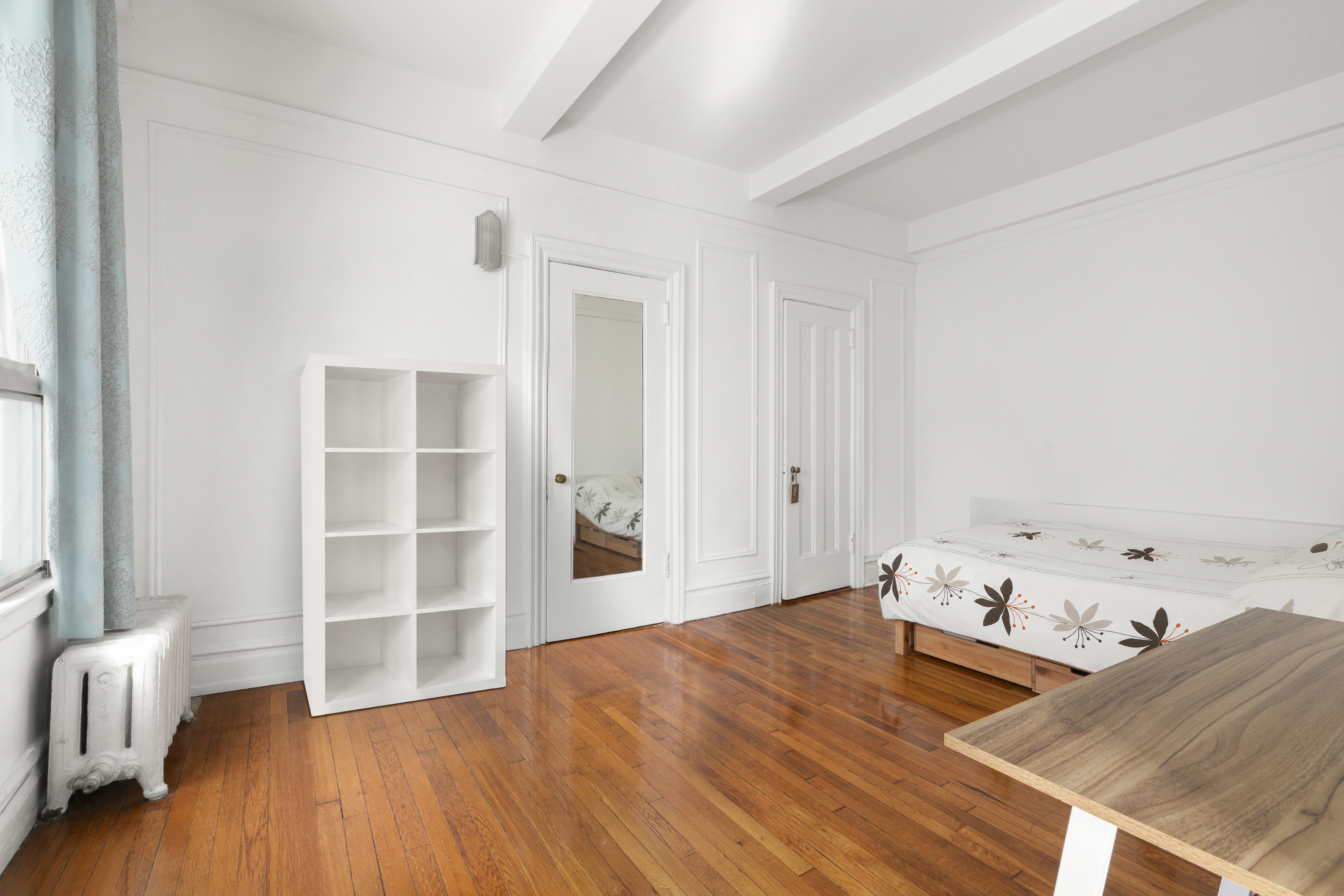 170 West 74th Street, Unit 409 Manhattan, NY 10023 - Photo 7 of 11 Gallery Image 7