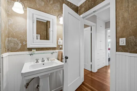 $3,050,000 | 4011 East 3rd Avenue, Napa, CA 94558