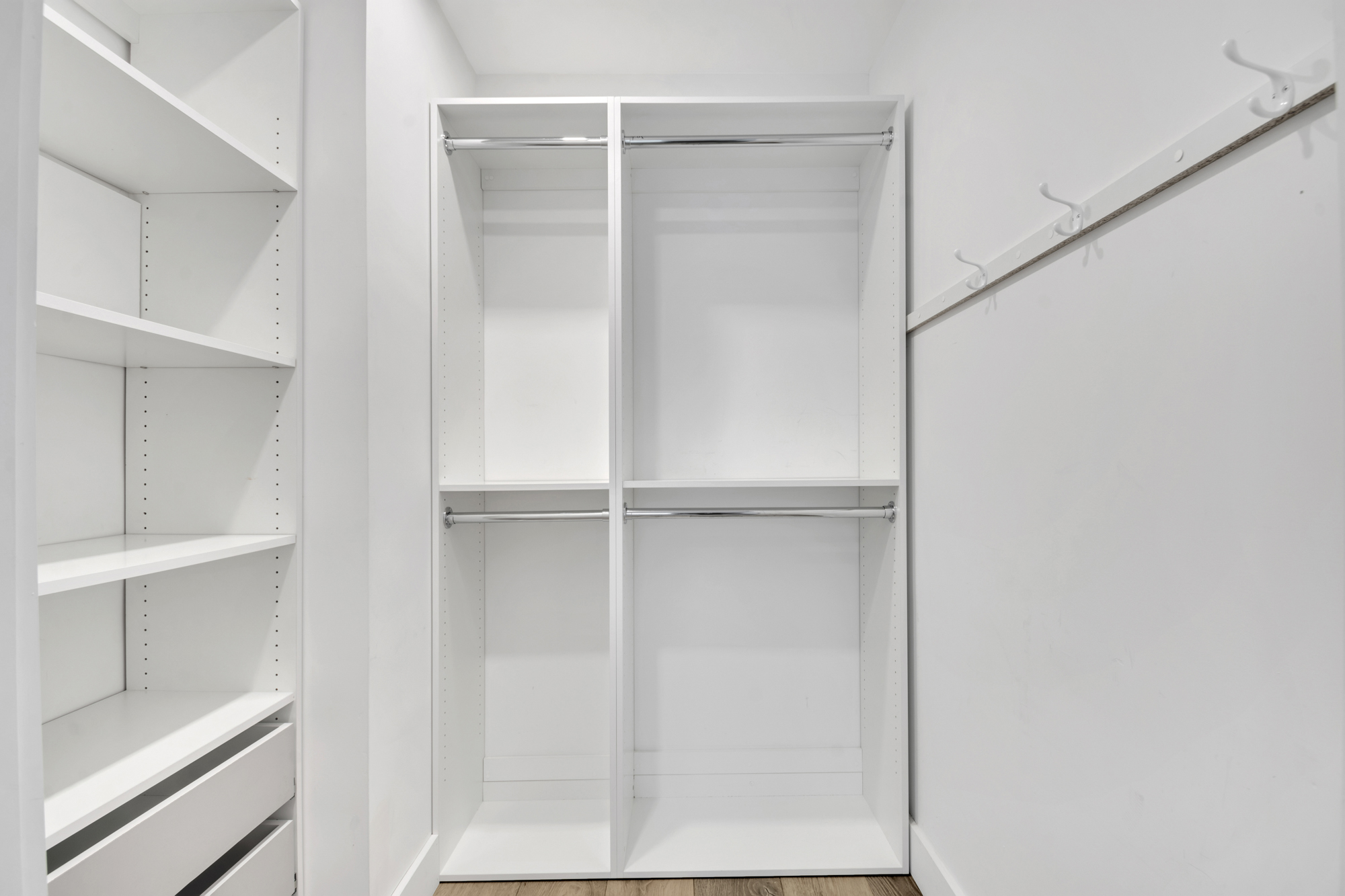 245 East 53rd Street, Unit 2 Manhattan, NY 10022 - Photo 8 of 19