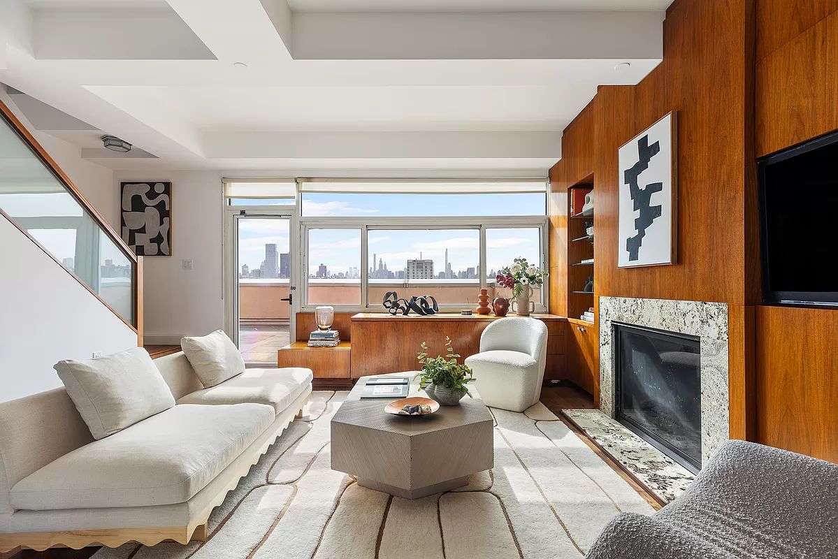 $1,600,000 | 106 West 116th Street, Unit PH13A | Harlem