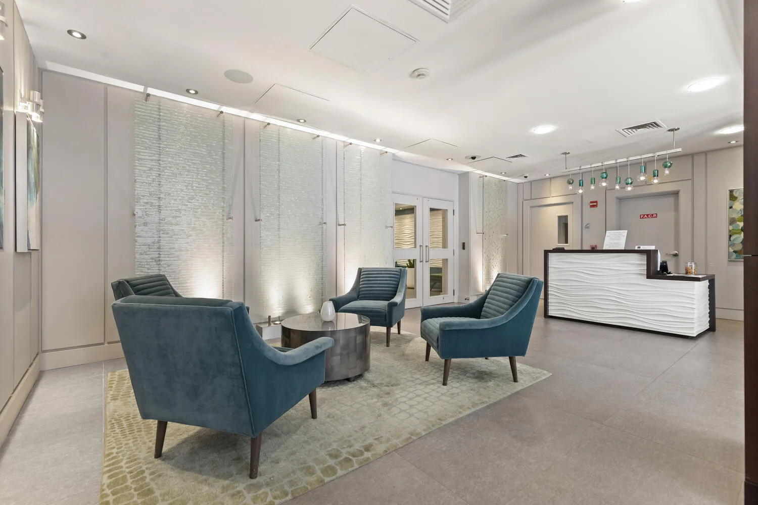 $1,749,900 | 234 Causeway Street, Unit 709, Boston, MA 02114