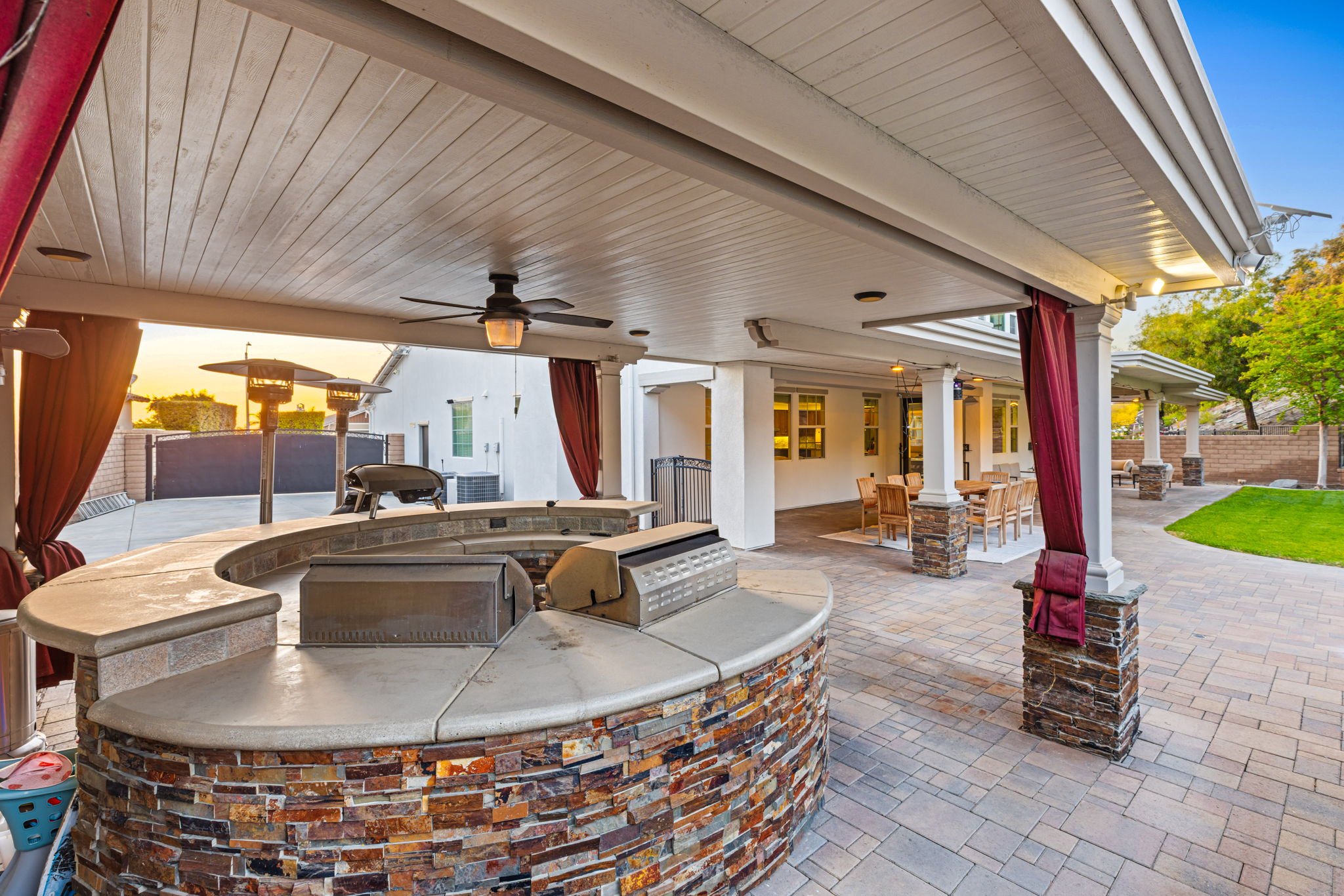 16352 Sierra Heights Drive Riverside, CA 92503 - Photo 22 of 77