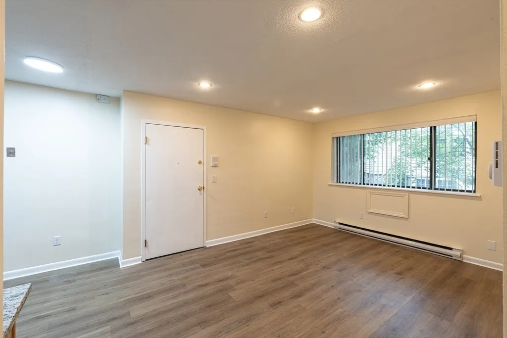 $3,150 | 197 Calumet Street, Unit 12, Boston, MA 02120