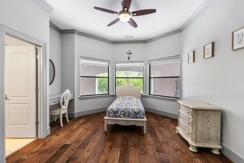 $975,000 | 16015 Fawn Vista, Houston, TX 77068