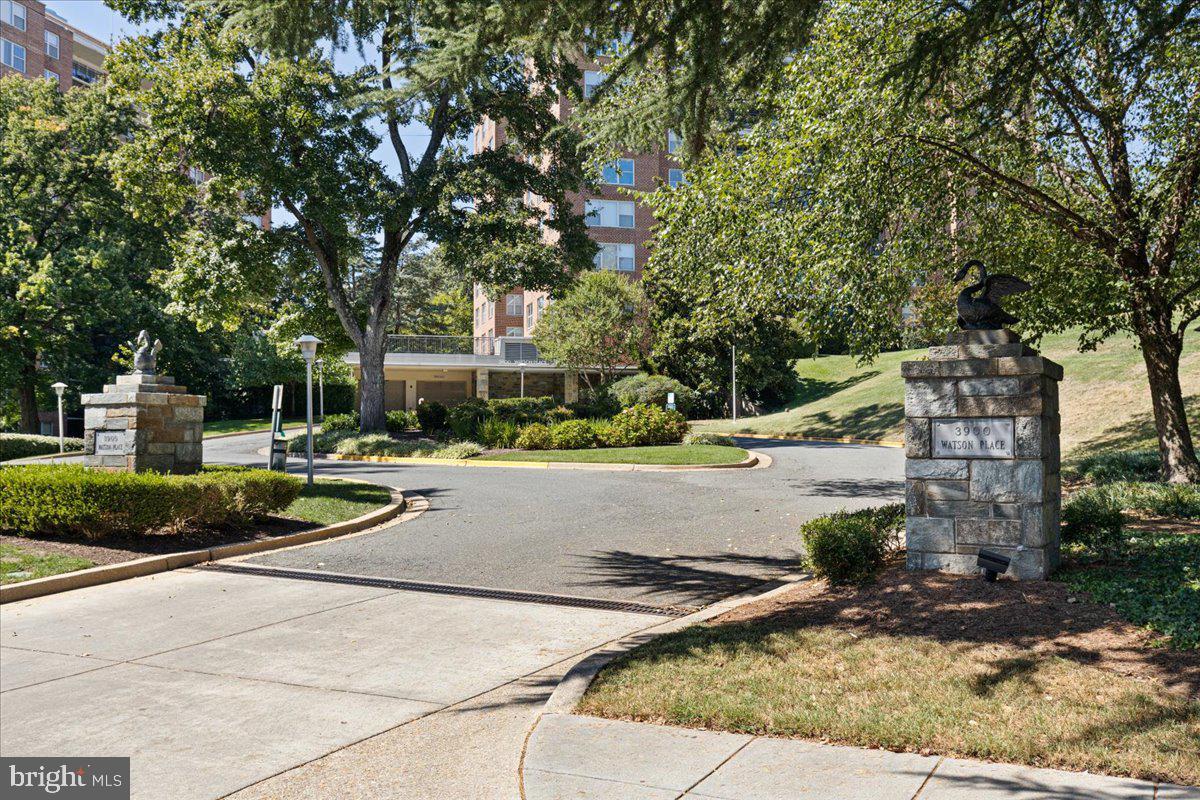 3900 Watson Place Northwest, Unit A8EFG Washington, DC 20016 - Photo 2 of 6
