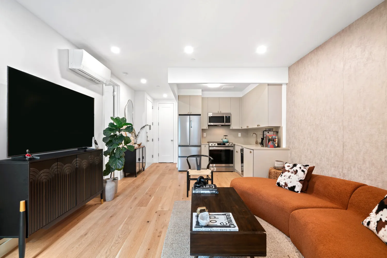 $4,800 | 109 Troutman Street, Unit 2B | Bushwick