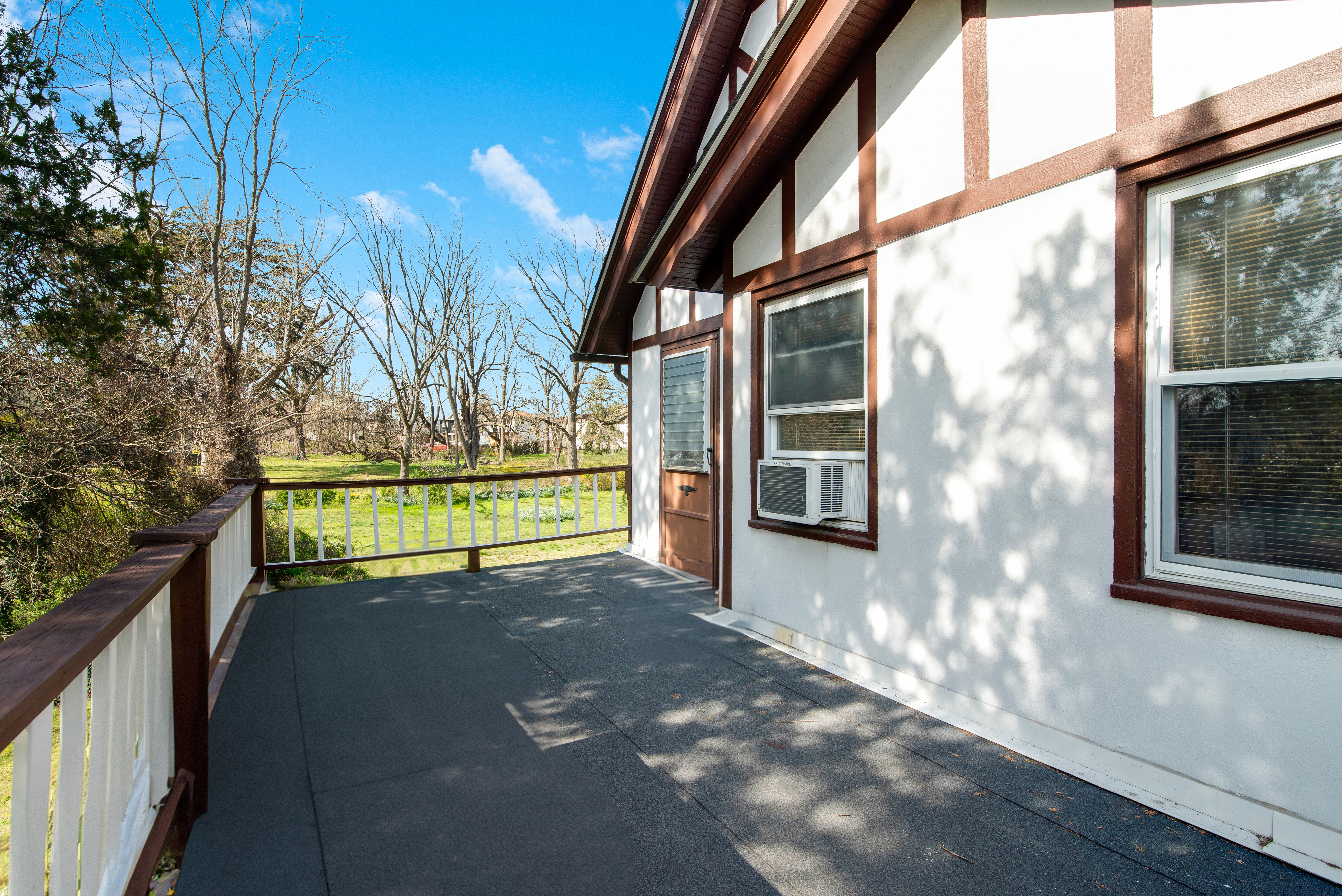 4499 Hylan Boulevard Staten Island, NY 10312 - Photo 25 of 26