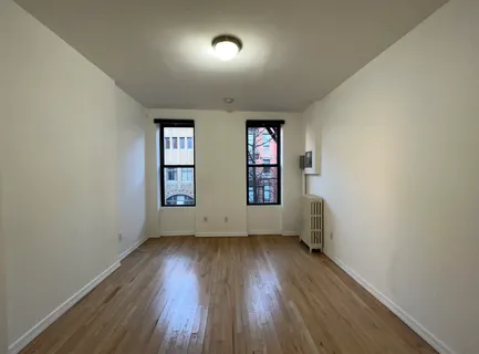 $2,650 | 446 West 46th Street, Unit 9 | Hell's Kitchen