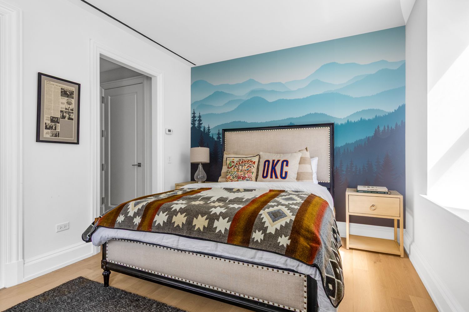 344 West 72nd Street, Unit 1008 Manhattan, NY 10023 - Photo 10 of 35 a bedroom with a bed and window