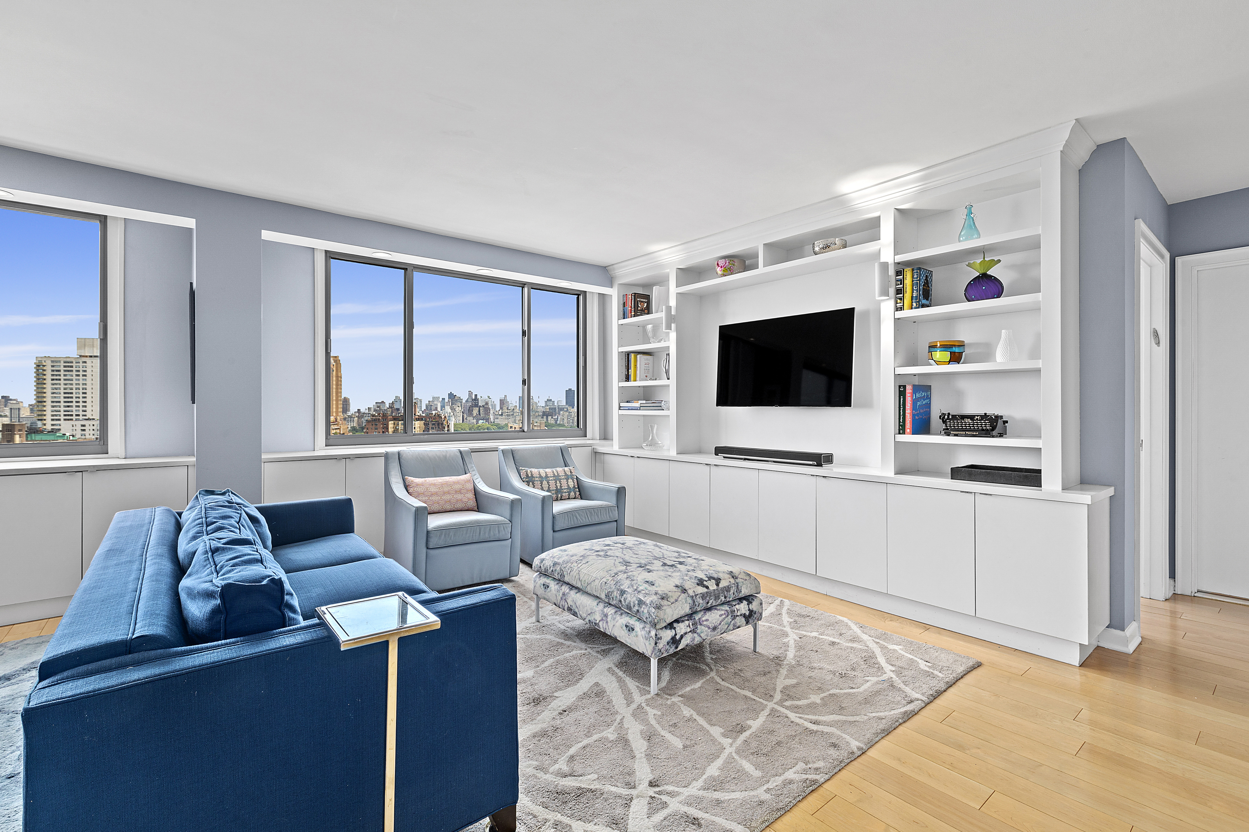 2025 Broadway, Unit 27F Manhattan, NY 10023 - Photo 2 of 13