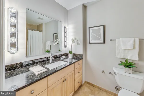 $579,000 | 811 4th Street Northwest, Unit 112, Washington, DC 20001
