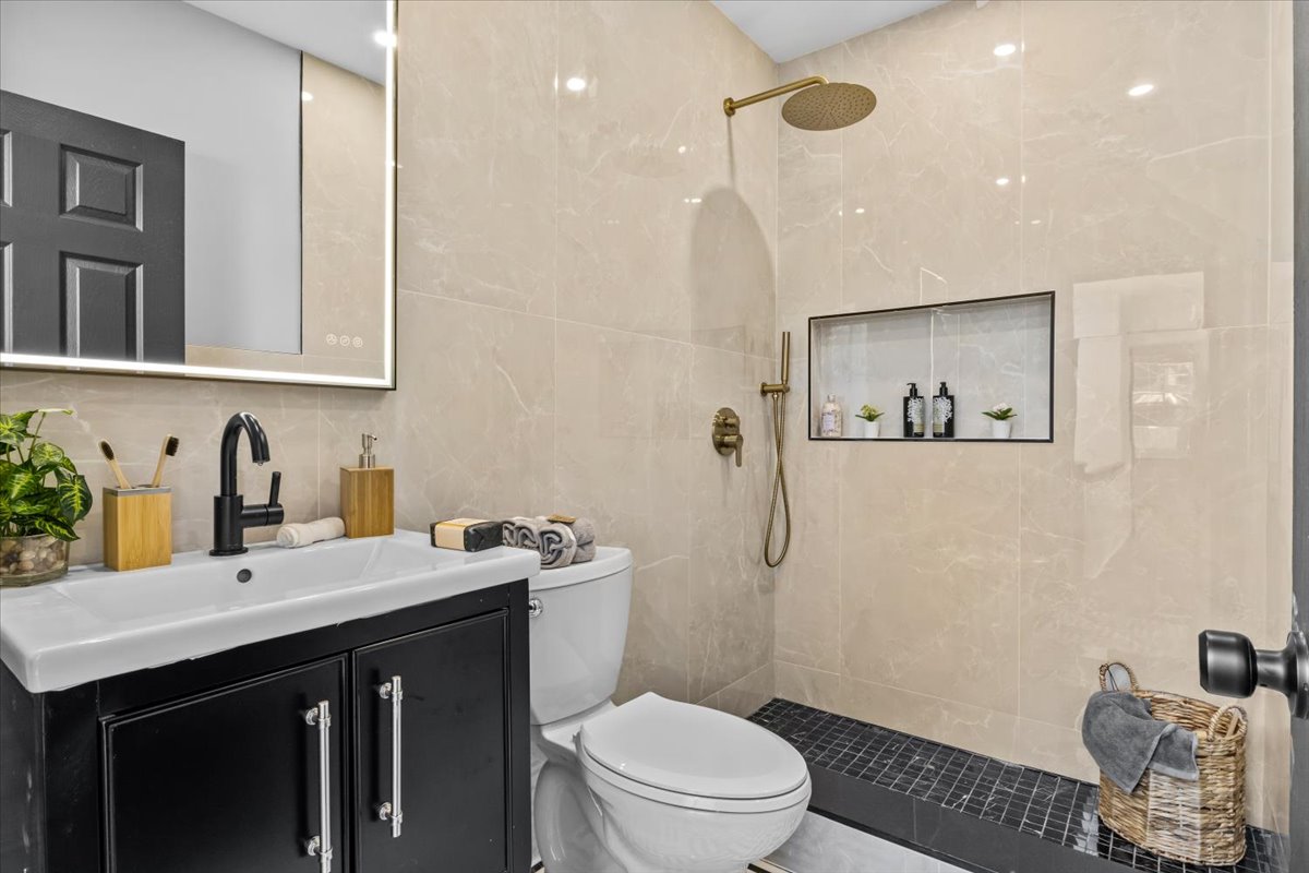 433 East 32nd Street Brooklyn, NY 11226 - Photo 14 of 29