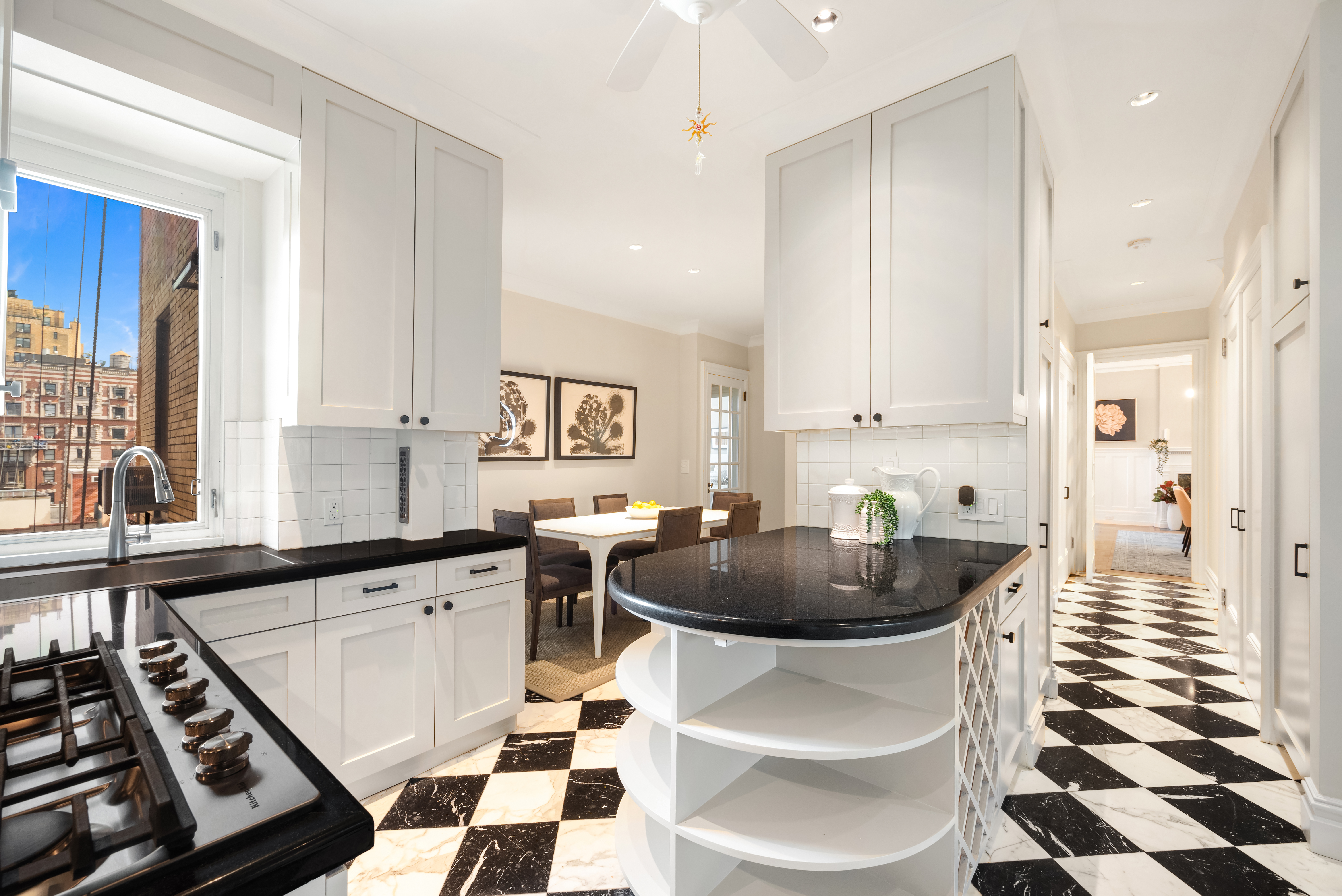 530 West End Avenue, Unit 9B Manhattan, NY 10024 - Photo 7 of 11