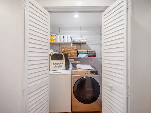 $3,395,000 | 244 Awakea Road, Kailua, HI 96734