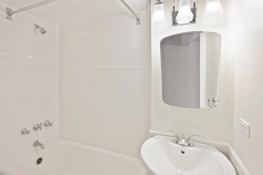 $2,500 | 45 Tudor City Place, Unit 1012 | Midtown East