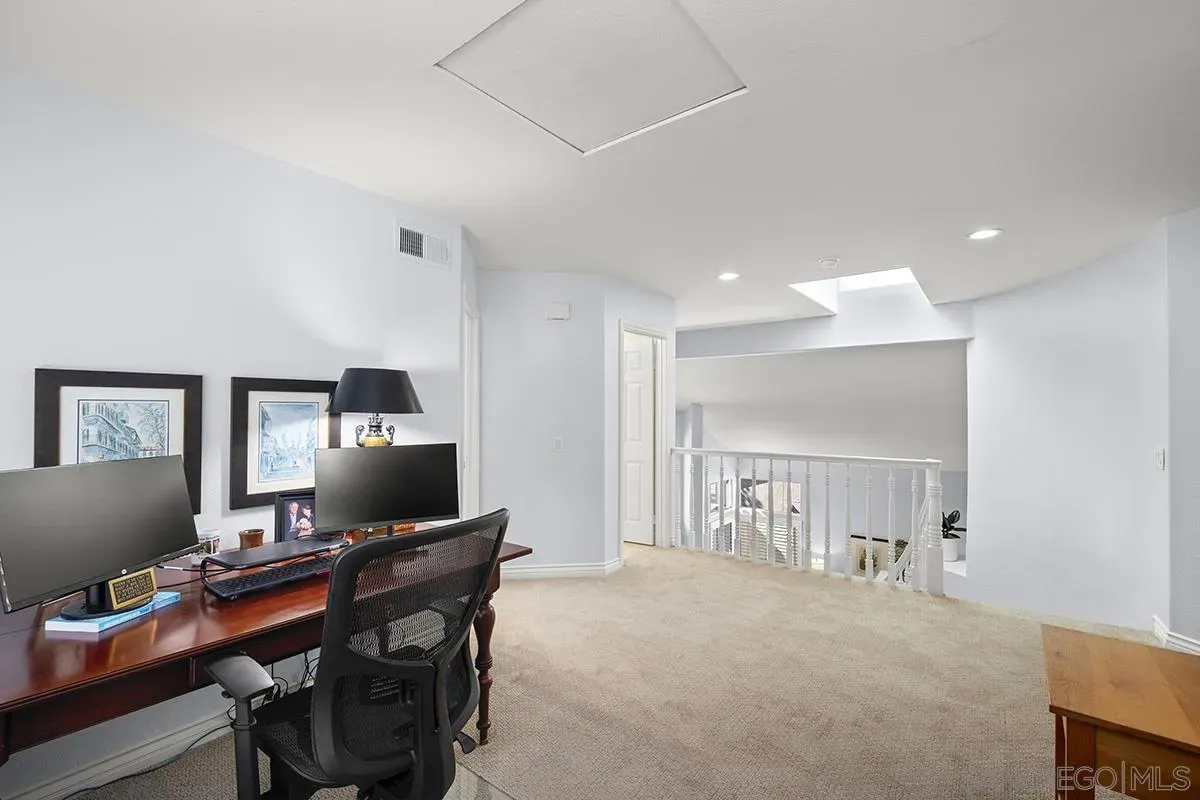 $2,300,000 | 4582 Mercurio Street, San Diego, CA 92130