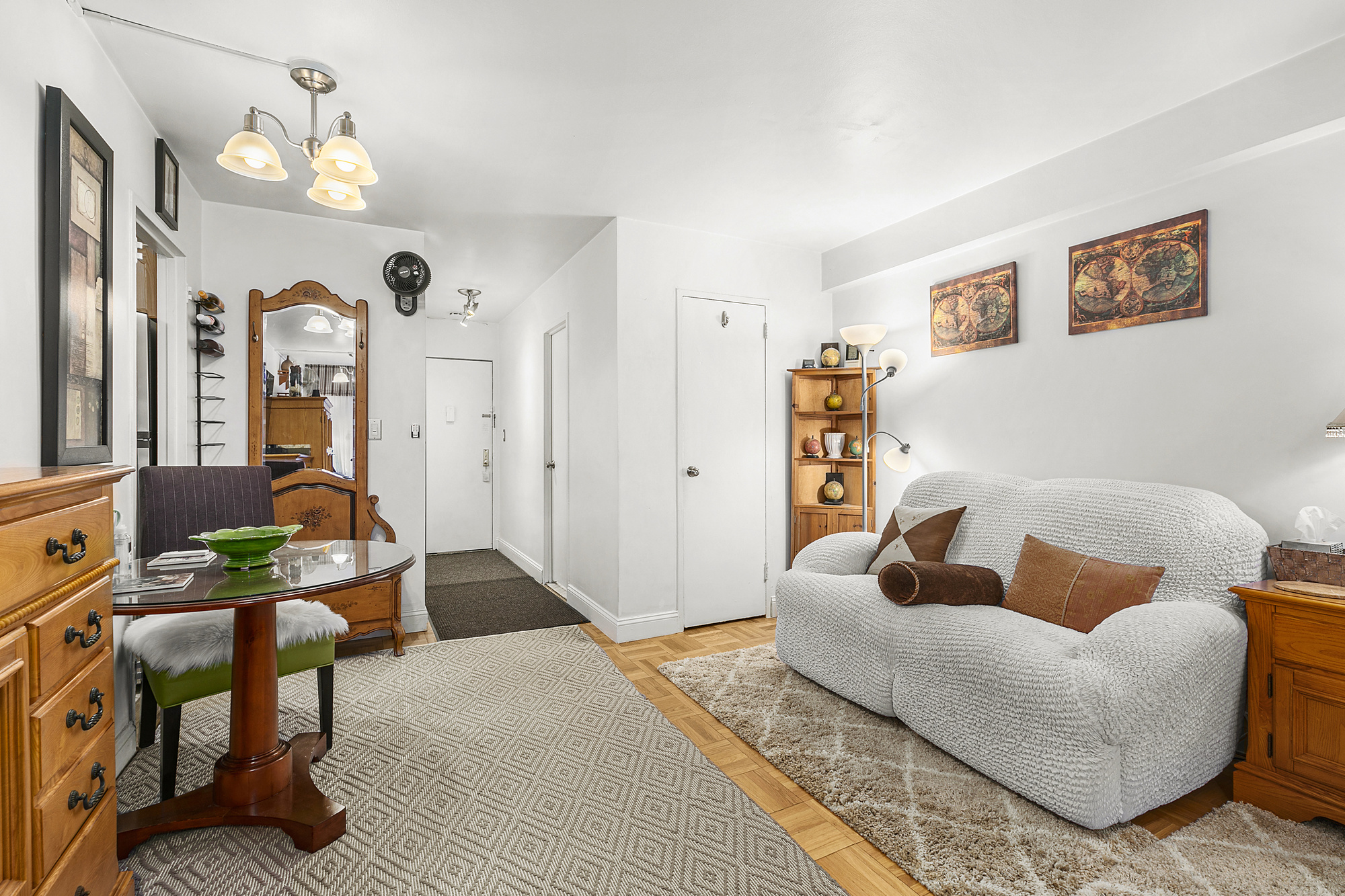 321 East 48th Street, Unit 5E Manhattan, NY 10017 - Photo 3 of 11