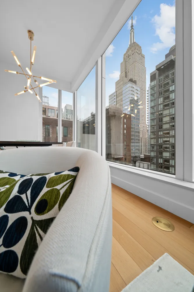 $3,095,000 | 15 East 30th Street, Unit 19B | NoMad