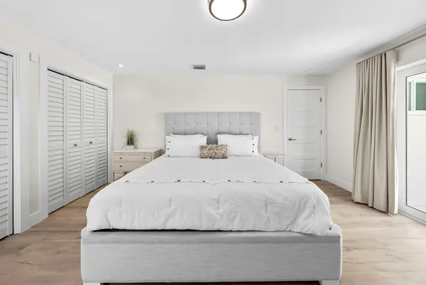 $2,925,000 | 9201 Southwest 102nd Street, Miami, FL 33176