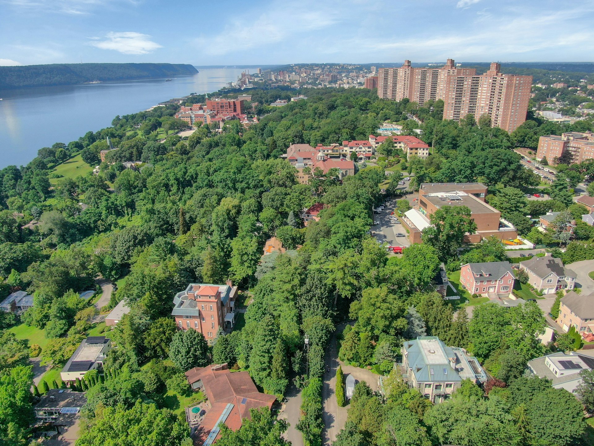 5440 Independence Avenue Bronx, NY 10471 - Photo 27 of 36 an aerial view of a house with a garden