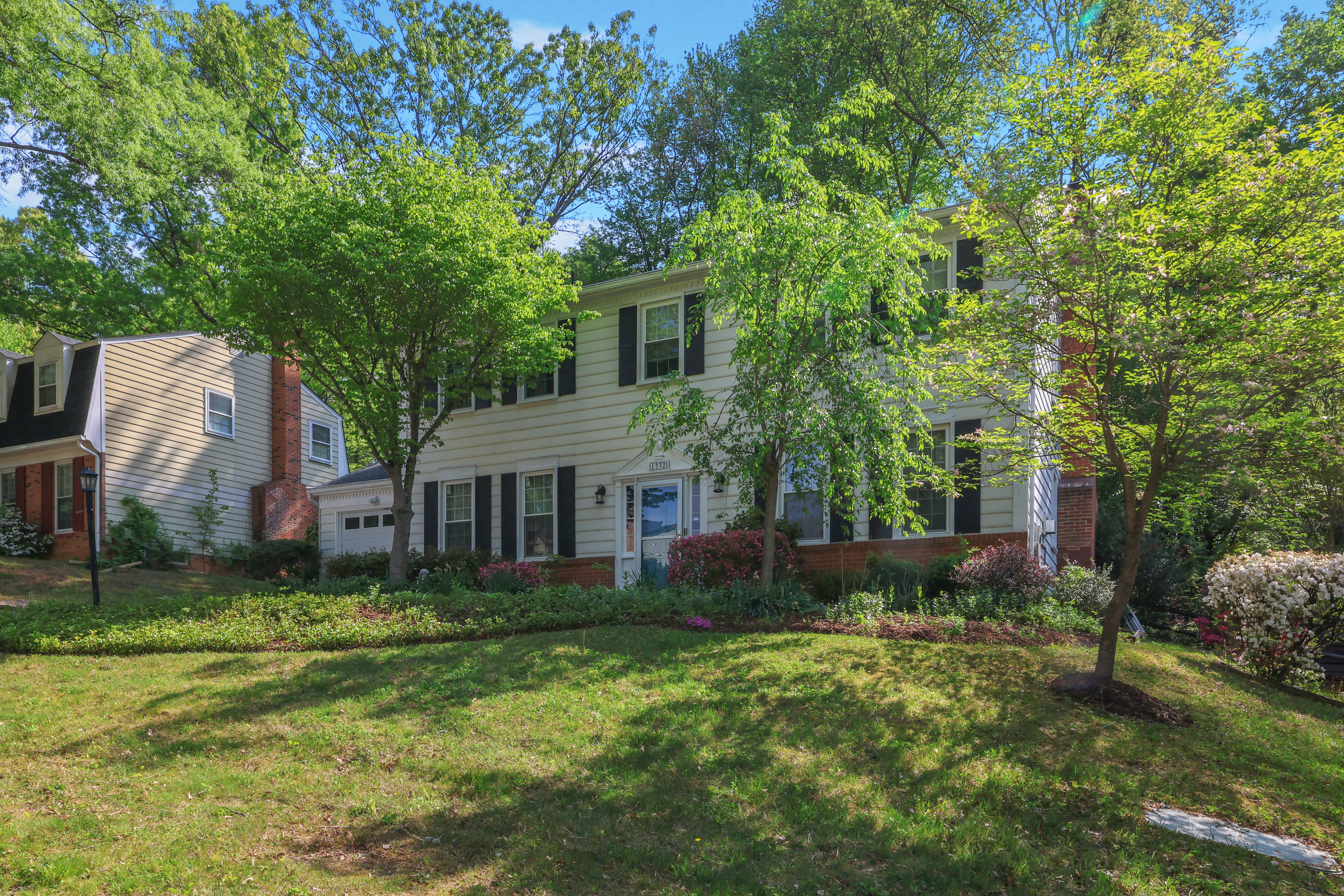 1332 Winding Waye Lane Silver Spring, MD 20902 - Photo 2 of 10