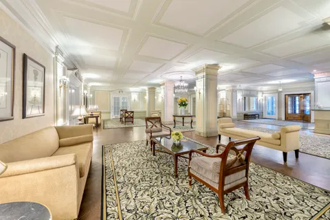 $450,000 | 225 Central Park West, Unit 919 | Upper West Side