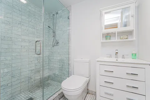 $2,300,000 | 165 Swaim Avenue | Huguenot